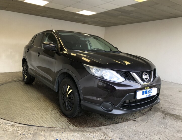Nissan Qashqai 1