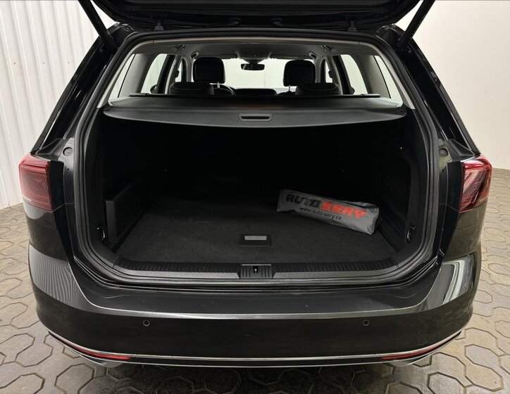 Volkswagen Passat Kombi 2,0 l 147 kw