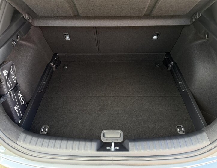 KIA XCeed CUV / Crossover 1,6 l 132 kw