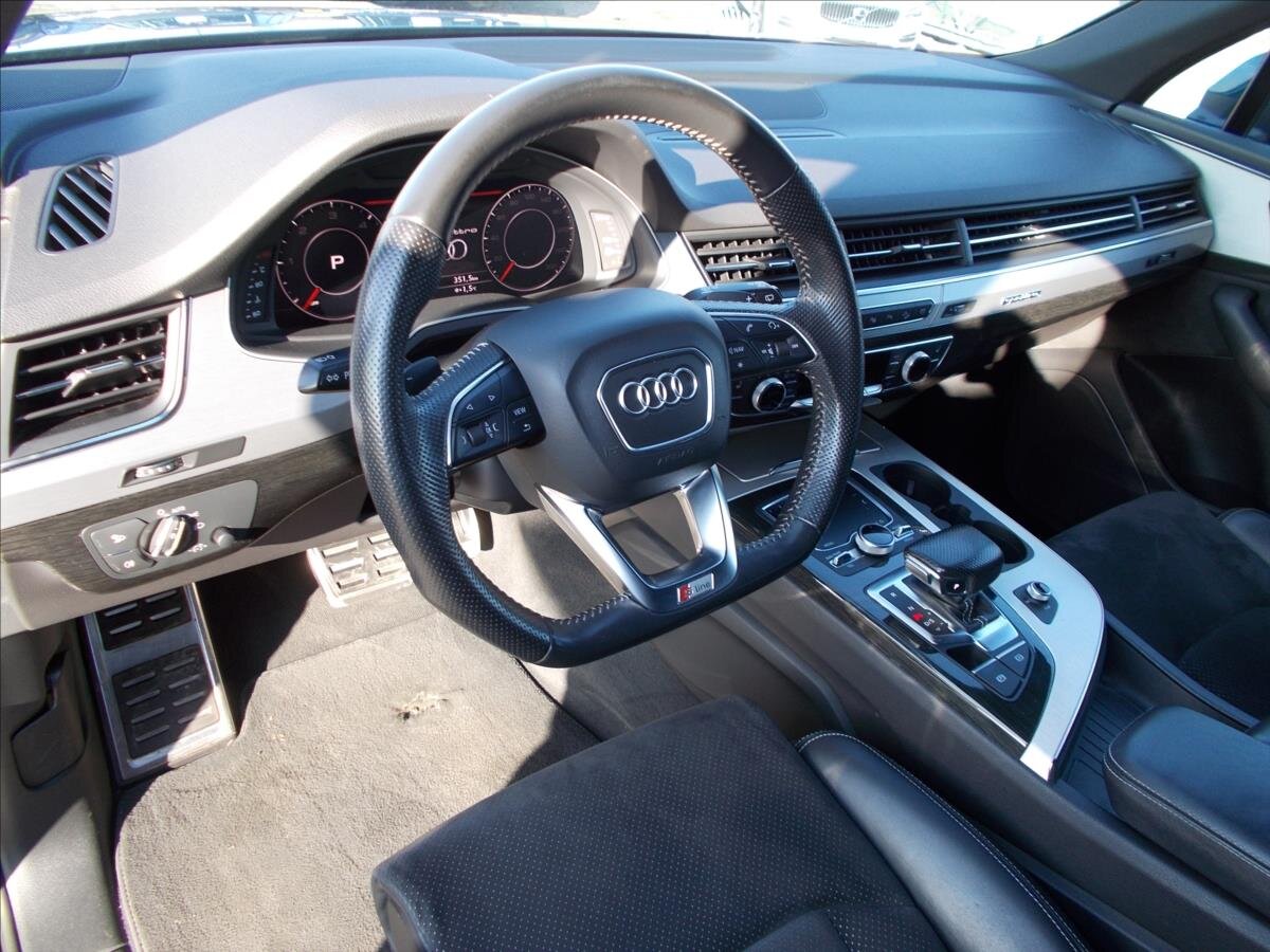 Audi Q7 SUV 3,0 l 160 kw