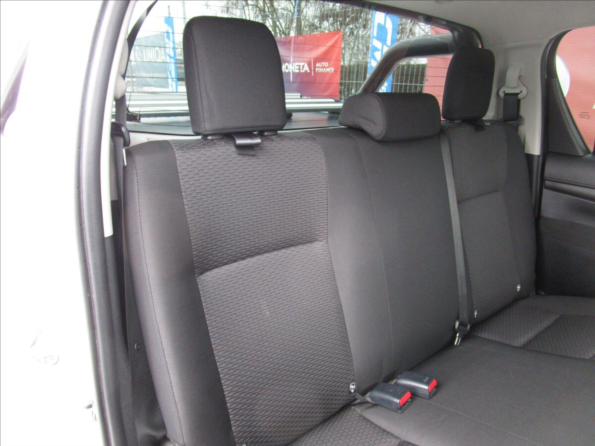 Toyota Hilux Pick-up 2,4 l 110 kw