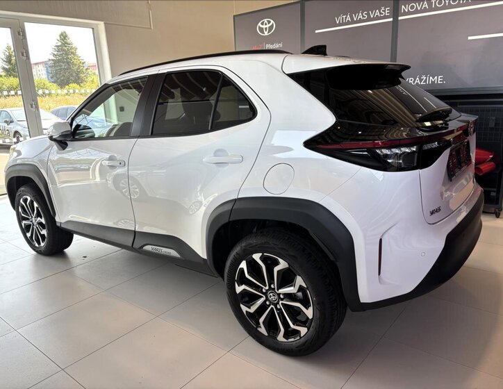 Toyota Yaris Cross 5