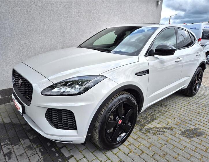 Jaguar E-Pace 1