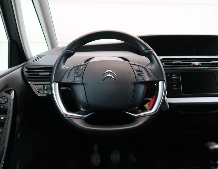 Citroën Grand C4 SpaceTourer 19