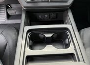 Land Rover Defender SUV / Terénní 3,0 l 221 kw