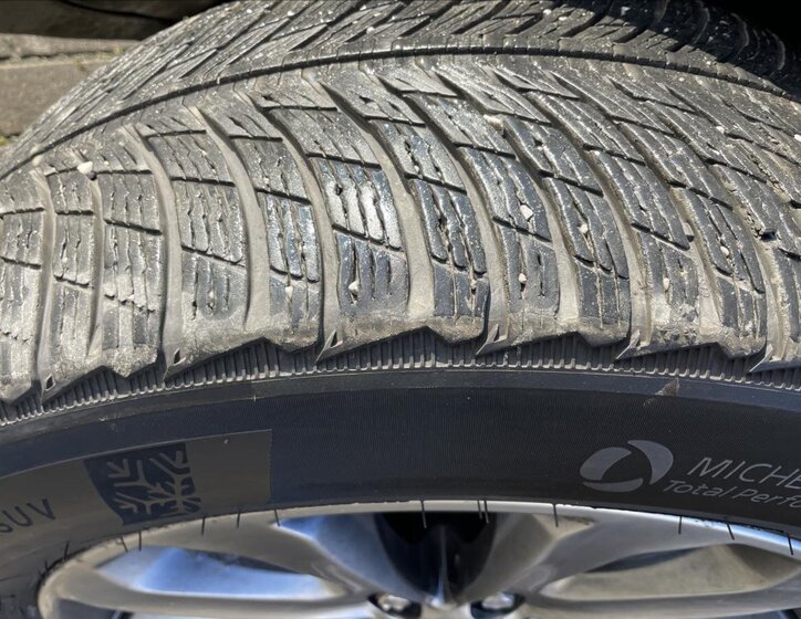 Land Rover Range Rover SUV 4,4 l 250 kw