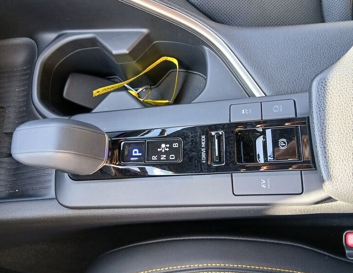 Toyota C-HR SUV / Terénní 2,0 l 112 kw