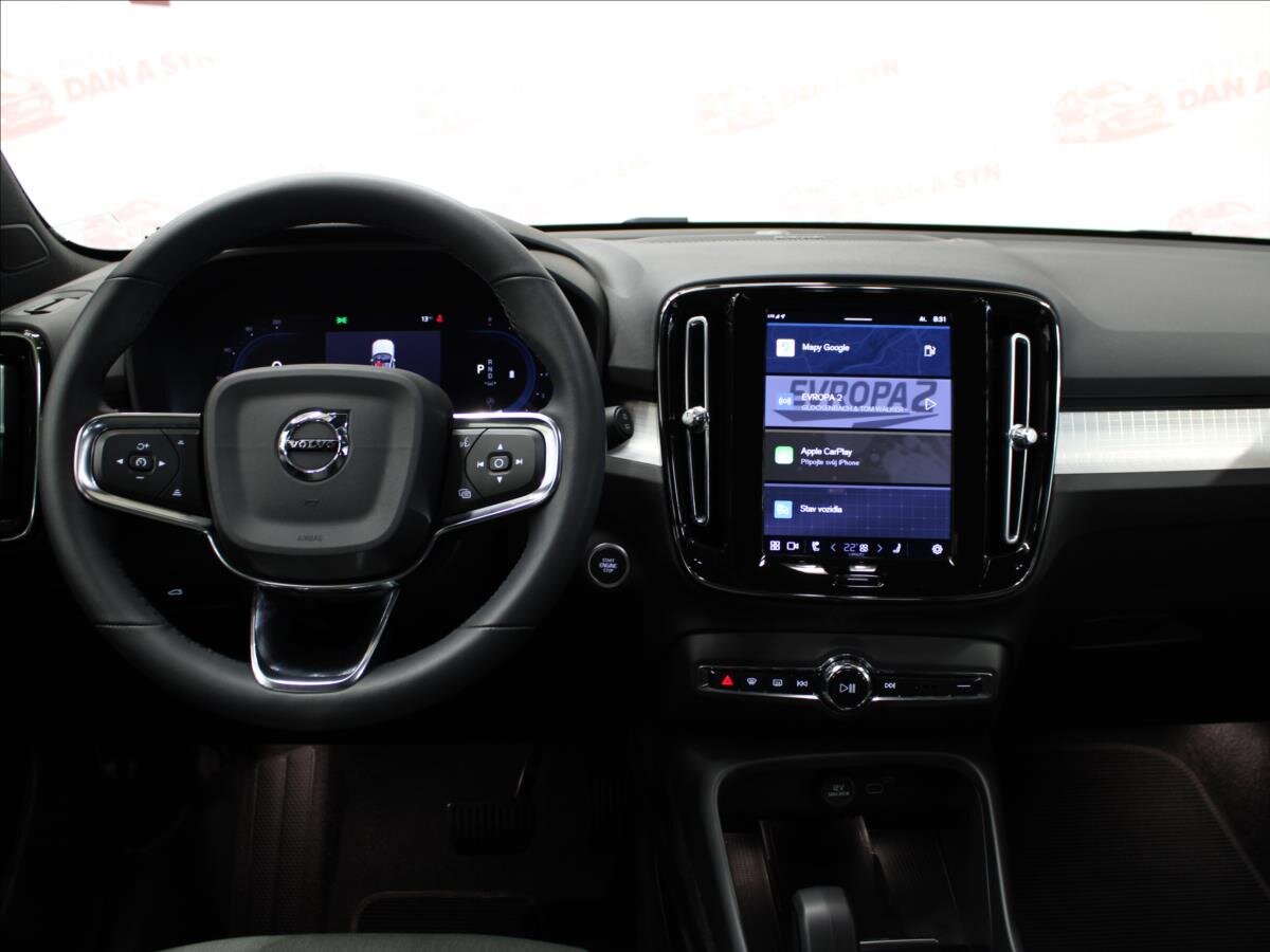 Volvo XC40 Kombi 2,0 l 145 kw