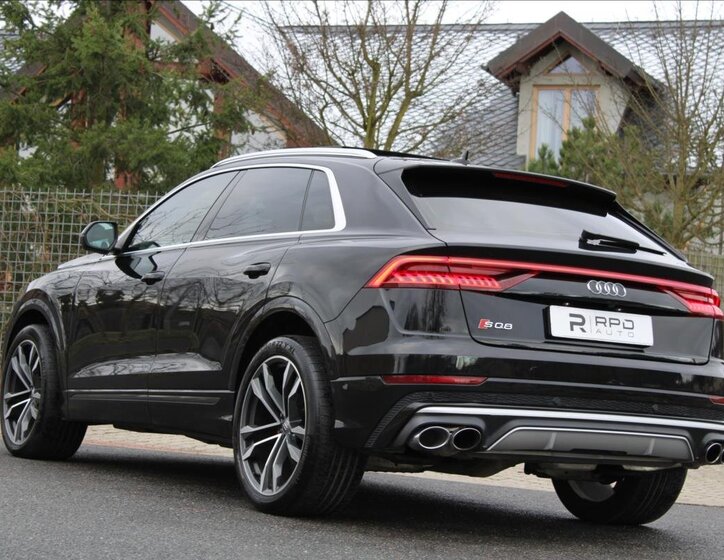 Audi SQ8 11