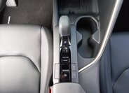 Toyota C-HR CUV 1,8 l 72 kw