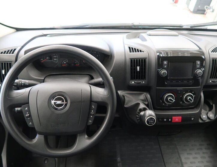 Opel Movano Skříň 2,2 l 103 kw