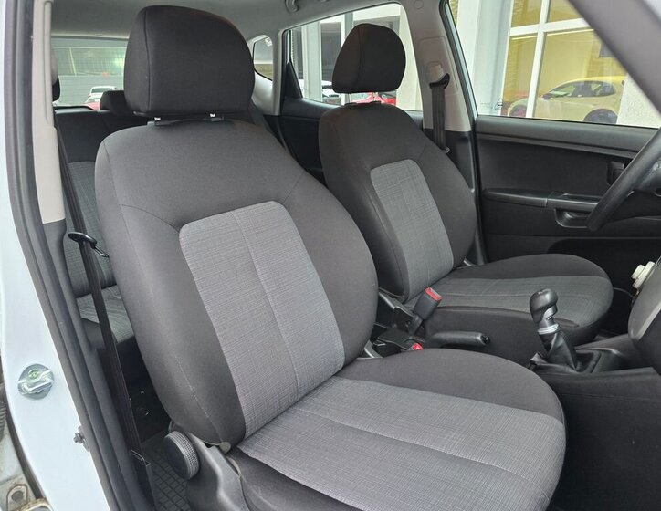 KIA Venga MPV 1,4 l 66 kw