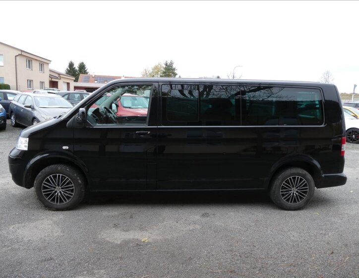 Volkswagen Caravelle 6