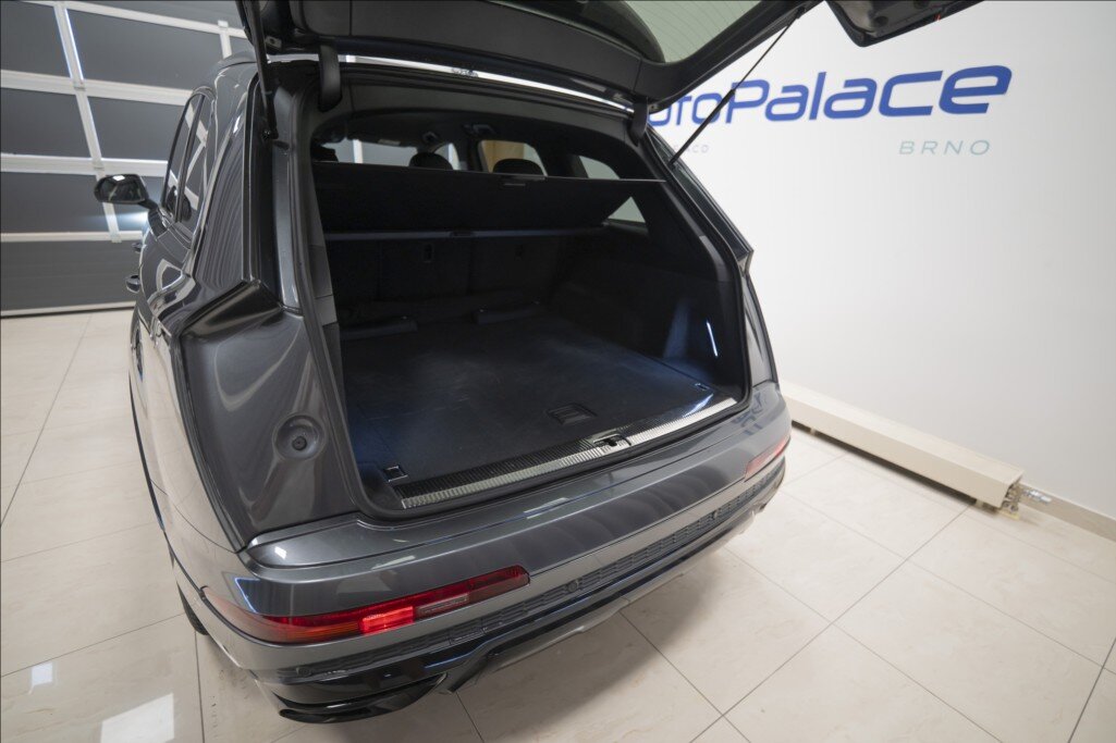 Audi Q7 SUV / Terénní 3,0 l 210 kw