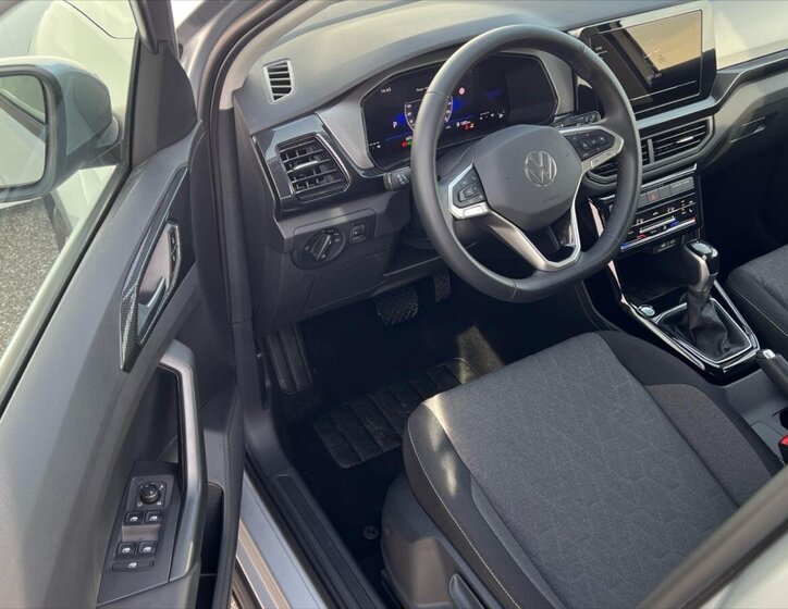 Volkswagen T-Cross Kombi 999,0 85 kw