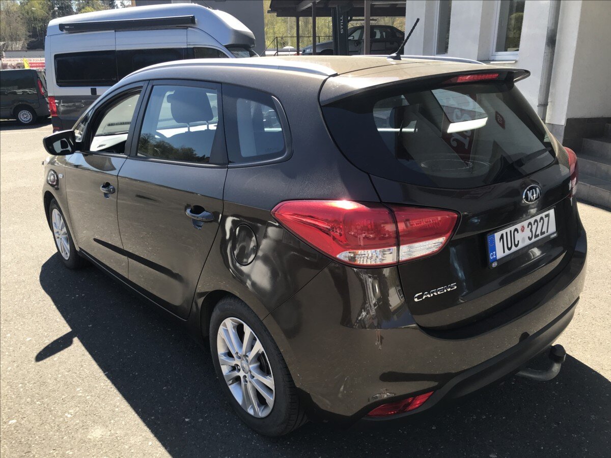 KIA Carens Kombi 1,6 l 99 kw