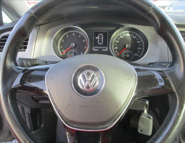 Volkswagen Golf Hatchback 1,2 l 77 kw