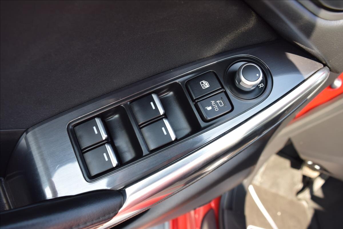 Mazda 6 Sedan / Limuzína 2,5 l 141 kw