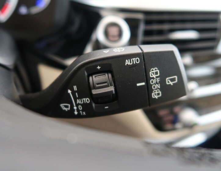 BMW Řada 5 Kombi 2,0 l 140 kw