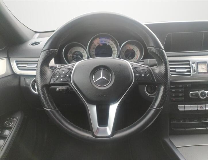 Mercedes-Benz Třídy E 11