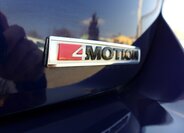 Volkswagen T-Roc SUV / Terénní 2,0 l 110 kw