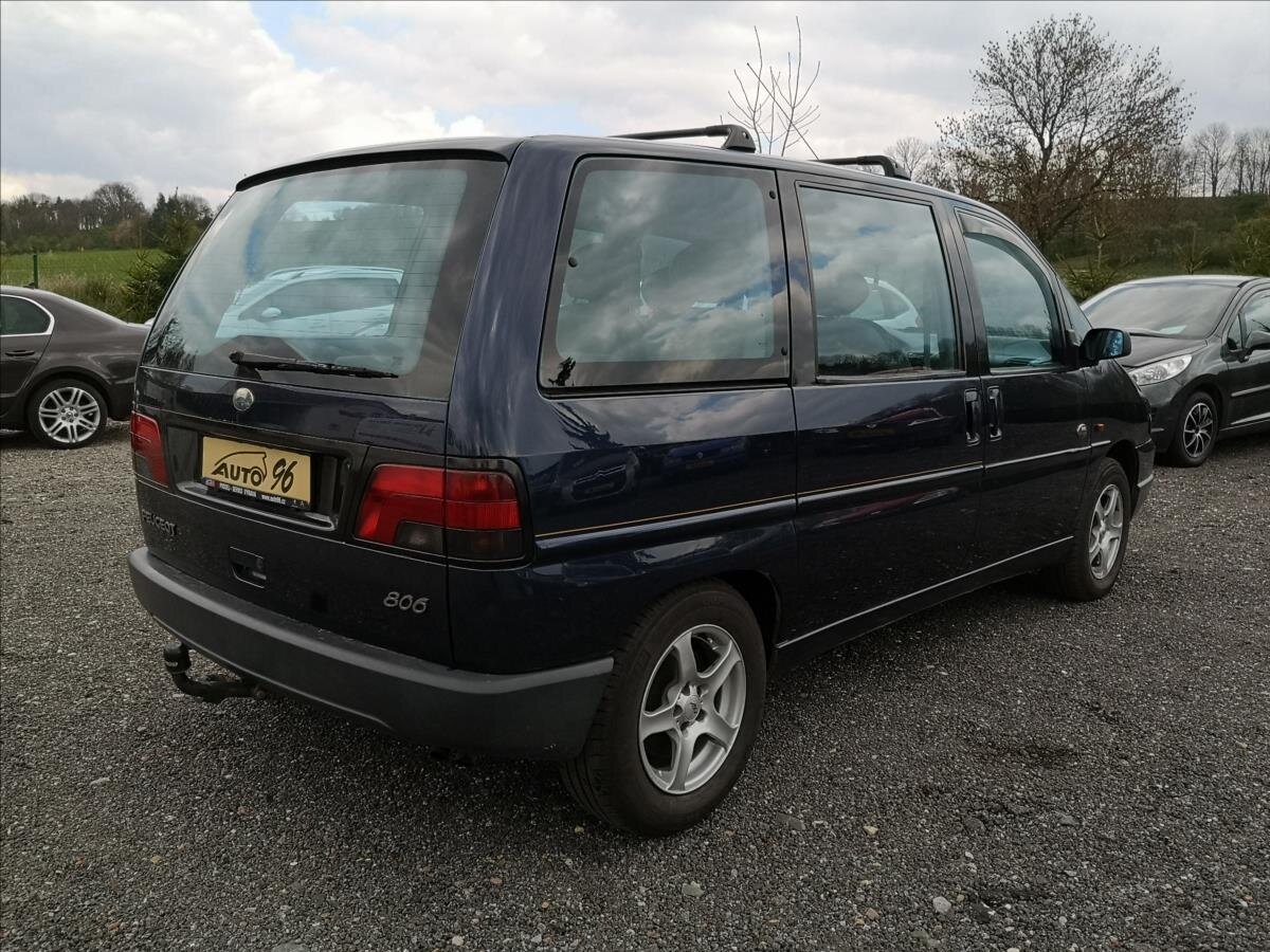 Peugeot 806 Kombi 2,1 l 80 kw