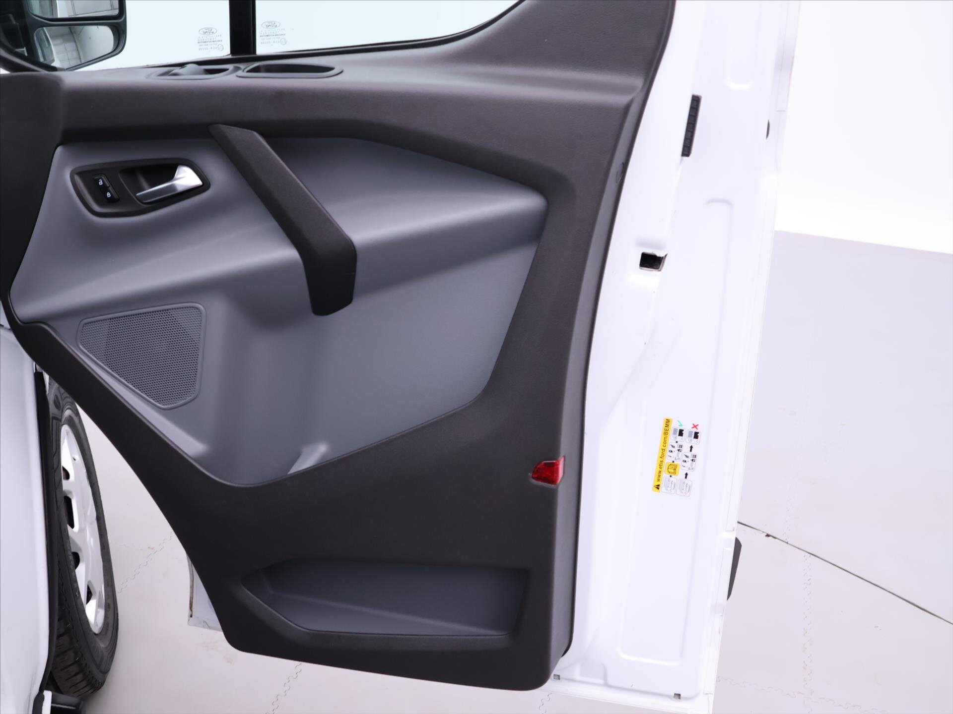 Ford Transit Custom Kombi 2,0 l 77 kw