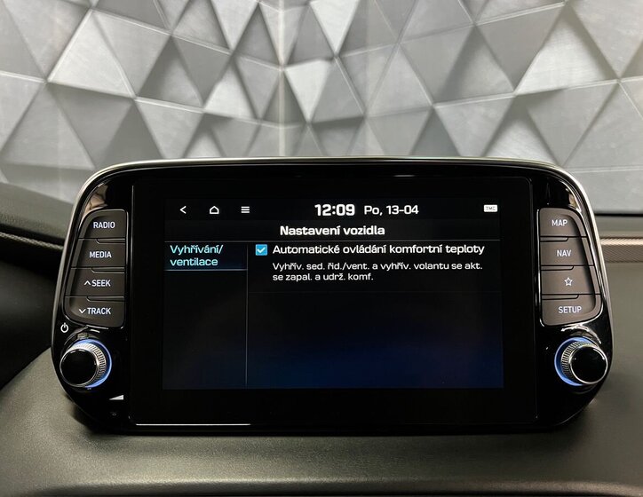 Hyundai Santa Fe SUV / Terénní 2,2 l 147 kw