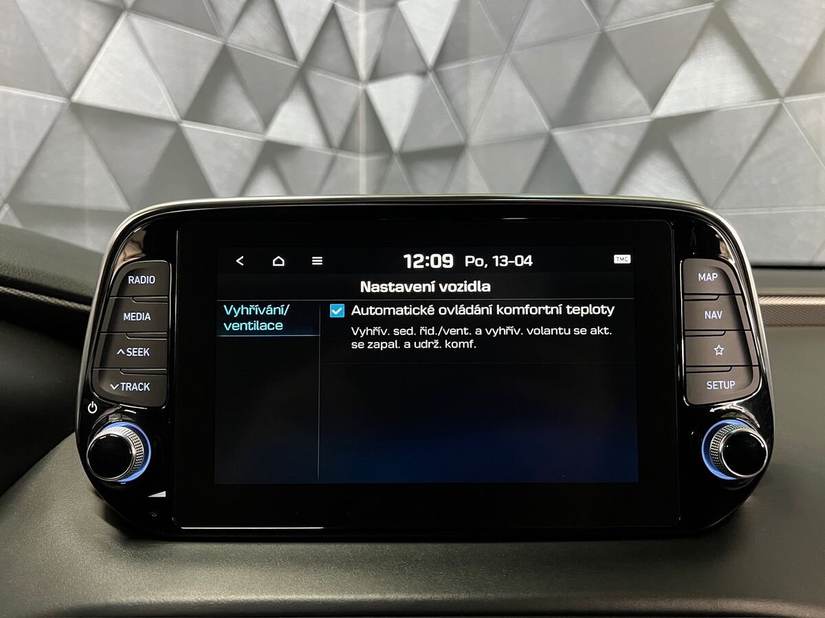 Hyundai Santa Fe SUV / Terénní 2,2 l 147 kw