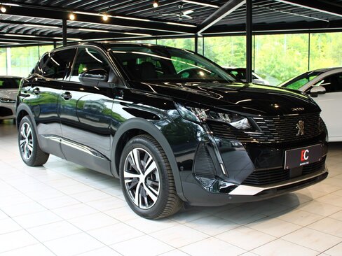 Peugeot 3008 SUV / Terénní 1,6 l 165 kw