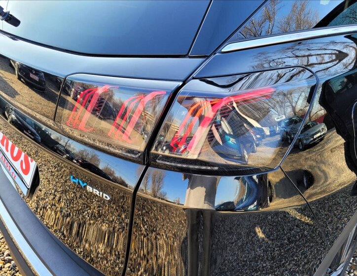 Peugeot 3008 SUV / Terénní 1,6 l 165 kw