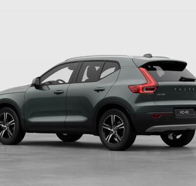 Volvo XC40 4