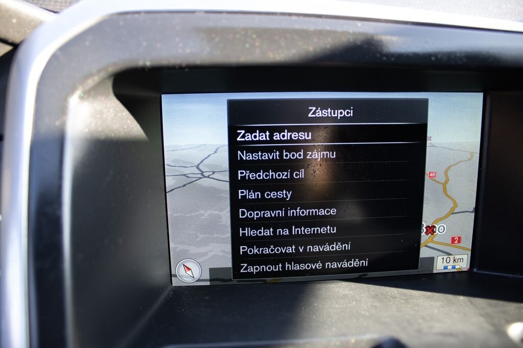 Volvo XC60 SUV / Terénní 2,0 l 140 kw