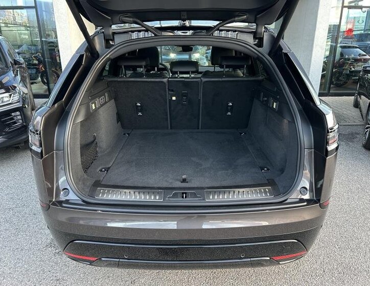 Land Rover Range Rover Velar SUV 3,0 l 221 kw