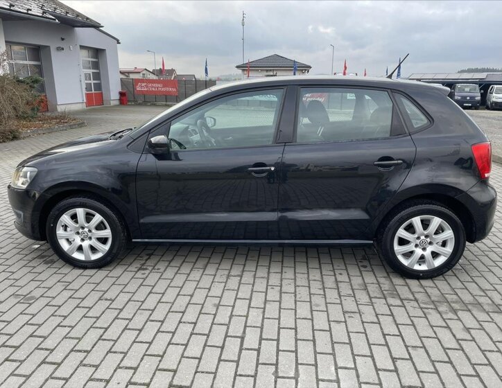 Volkswagen Polo 2