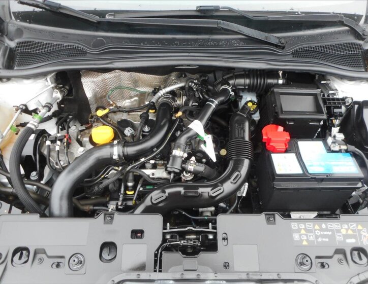 Renault Clio Hatchback 898,0 56 kw