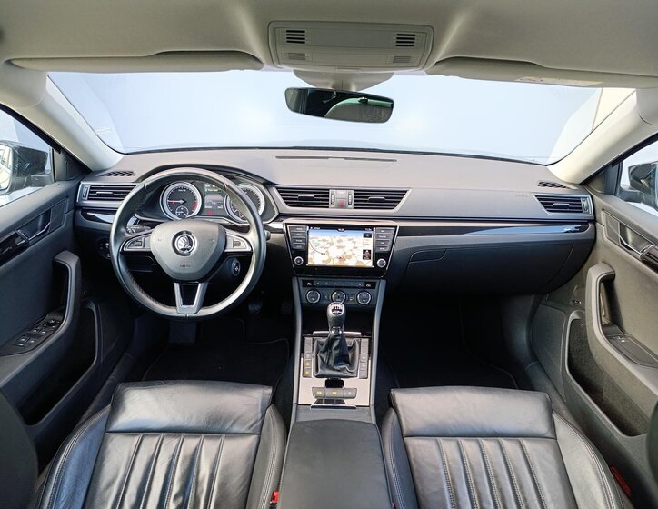 Škoda Superb Kombi 2,0 l 140 kw