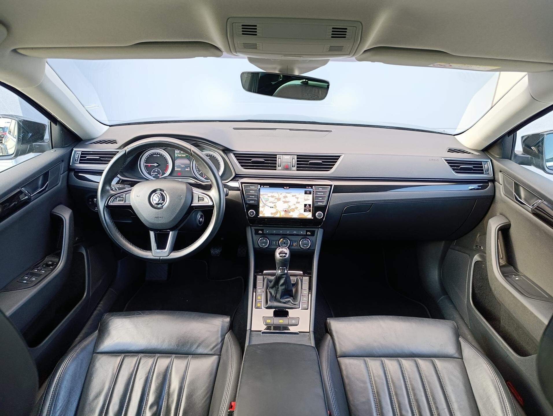 Škoda Superb Kombi 2,0 l 140 kw