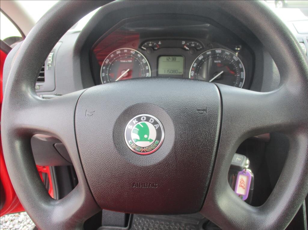 Škoda Octavia Sedan / Limuzína 1,6 l 75 kw