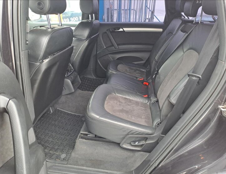 Audi Q7 SUV 3,0 l 176 kw