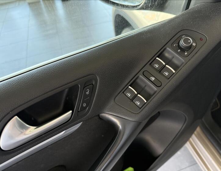 Volkswagen Tiguan 11