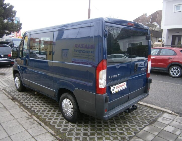 Peugeot Boxer Kombi 2,2 l 88 kw