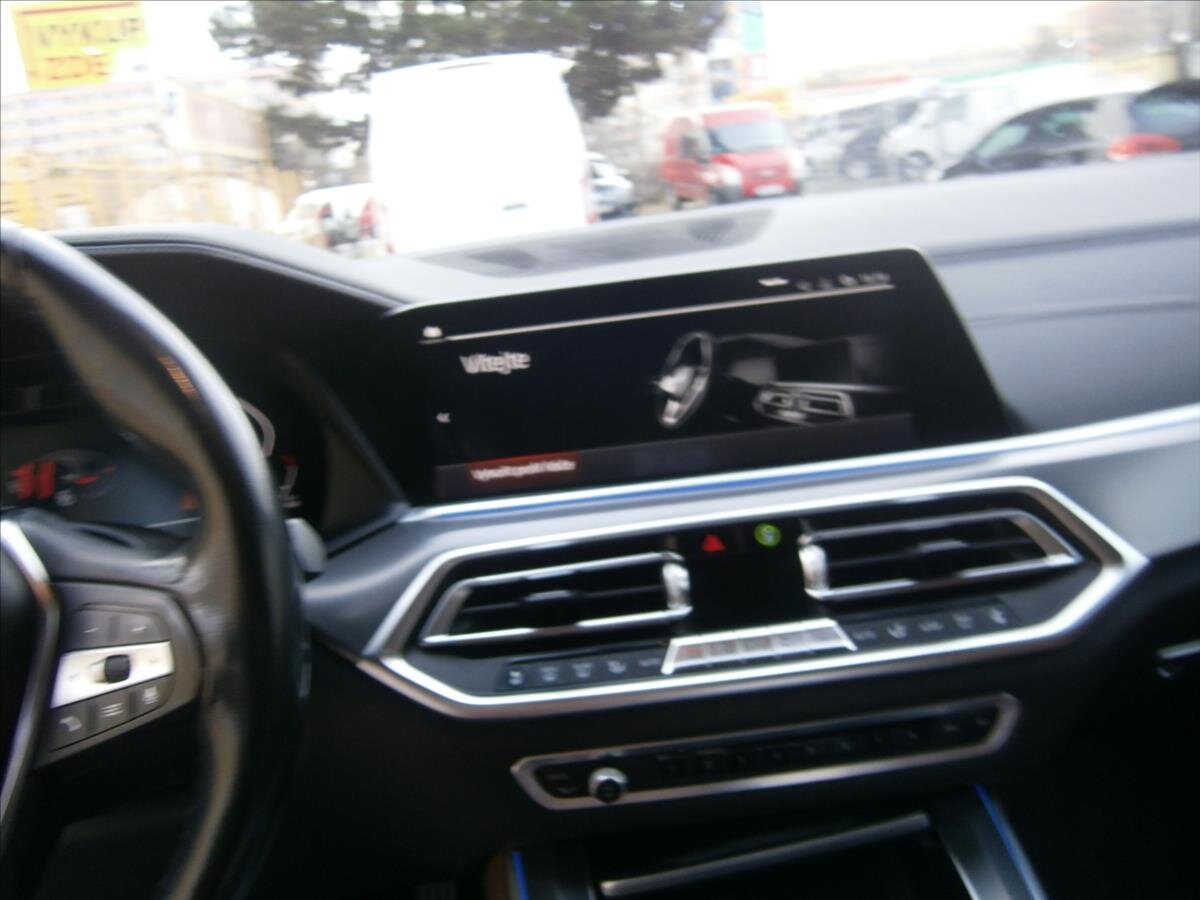 BMW X5 Kombi 3,0 l 195 kw