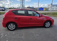 Hyundai i30 Hatchback 1,4 l 77 kw