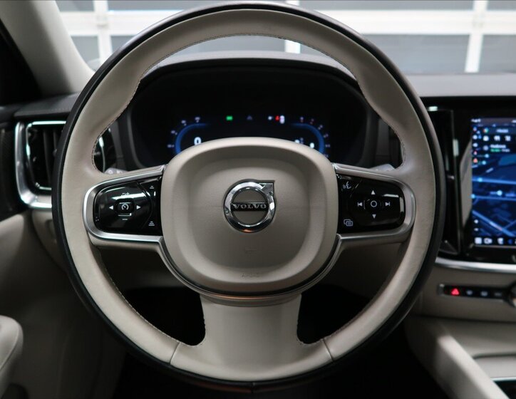 Volvo S60 Sedan / Limuzína 2,0 l 184 kw