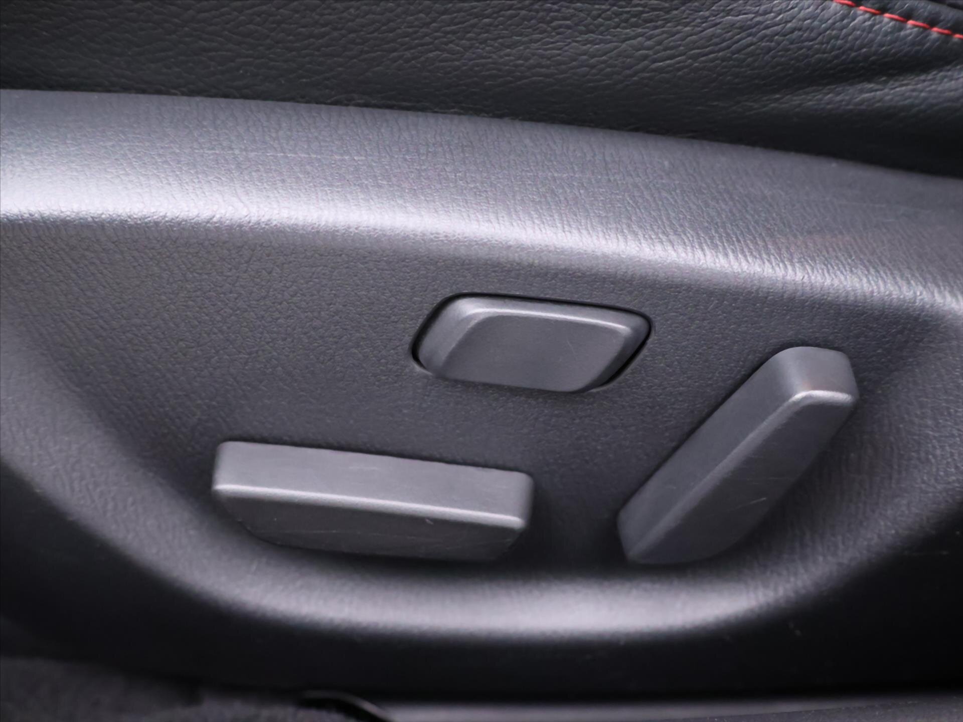 Mazda 6 Kombi 2,0 l 121 kw