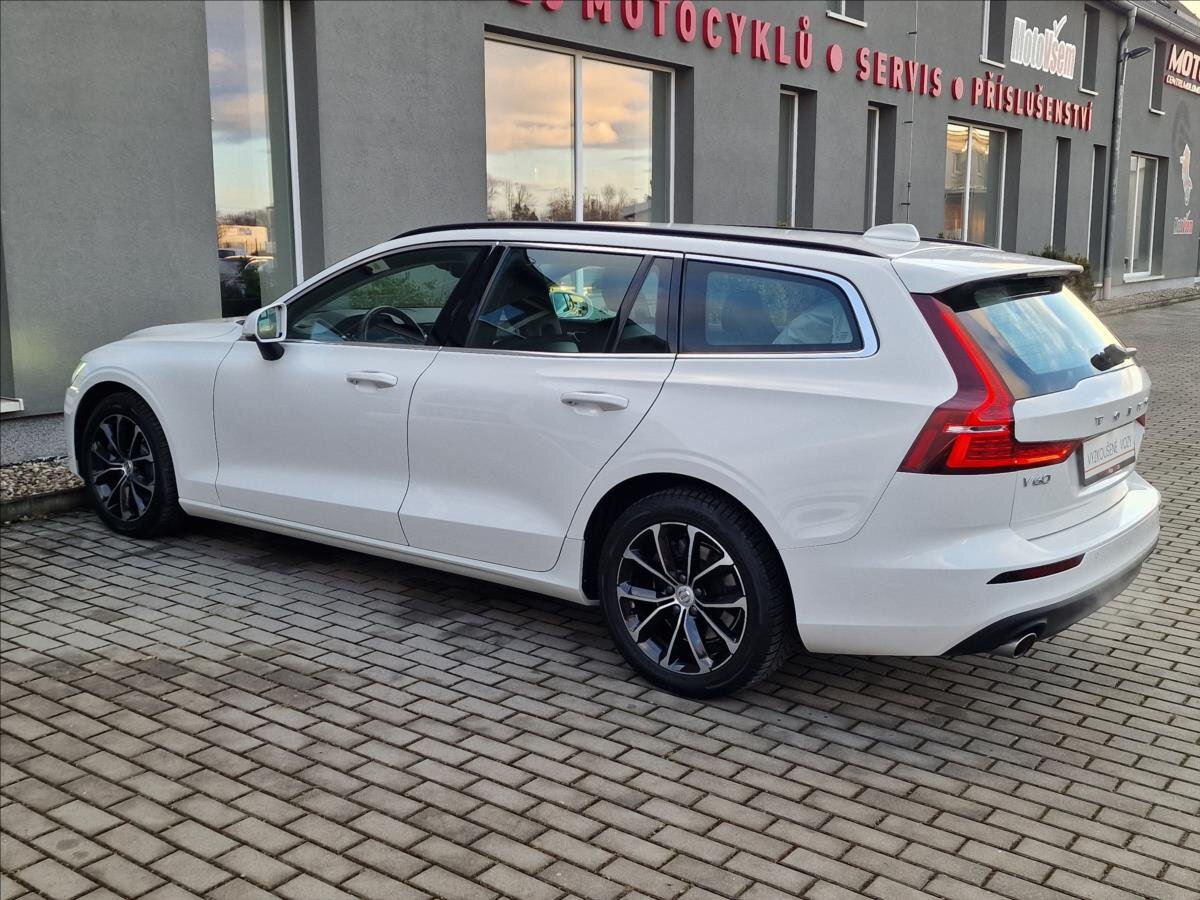 Volvo V60 Kombi 2,0 l 145 kw