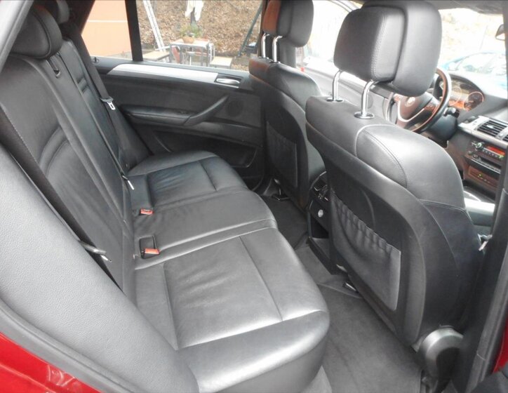 BMW X5 SUV / Terénní 3,0 l 180 kw