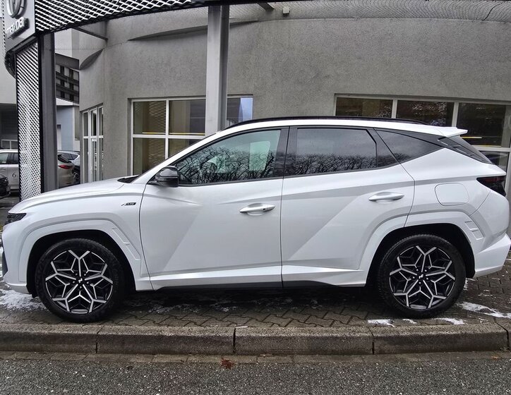 Hyundai Tucson SUV 1,6 l 100 kw