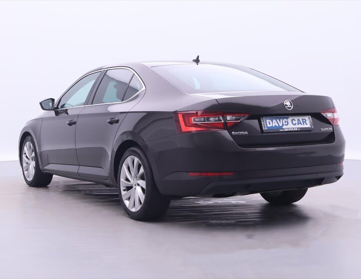 Škoda Superb Liftback 2,0 l 110 kw